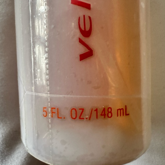 NWOT Velocity clean body foam - Picture 2 of 4